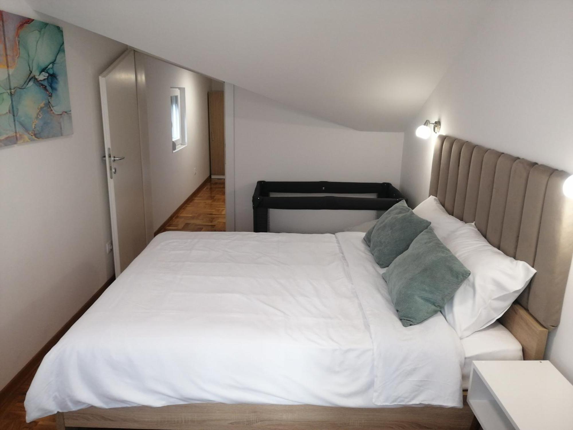 Apartman Mia Centar Kruševac Kültér fotó